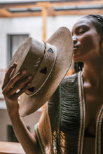 Load image into Gallery viewer, Cordobes Hat/ Yute Black Ribbon