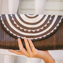 Load image into Gallery viewer, Tukura Clutch