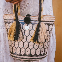 Load image into Gallery viewer, Tei Tote