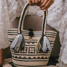 Load image into Gallery viewer, Selena Tote