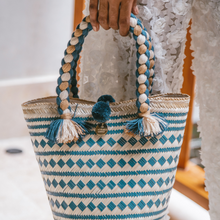 Load image into Gallery viewer, Sussi Tote