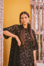 Load image into Gallery viewer, Etnia Earrings