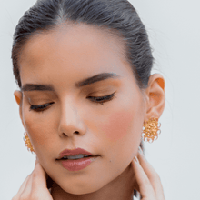 Load image into Gallery viewer, Tomatillo Stud