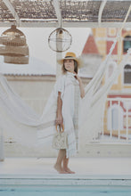 Load image into Gallery viewer, Poncho Clarisse