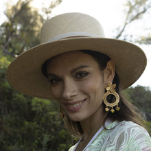 Load image into Gallery viewer, Coffee Flower Earrings