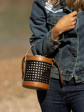 Load image into Gallery viewer, Isa Handbag
