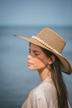Load image into Gallery viewer, Resort Hat Light Brown
