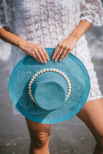 Load image into Gallery viewer, Resort Hat Blue
