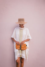 Load image into Gallery viewer, Polowi Clutch
