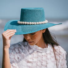 Load image into Gallery viewer, Resort Hat Blue
